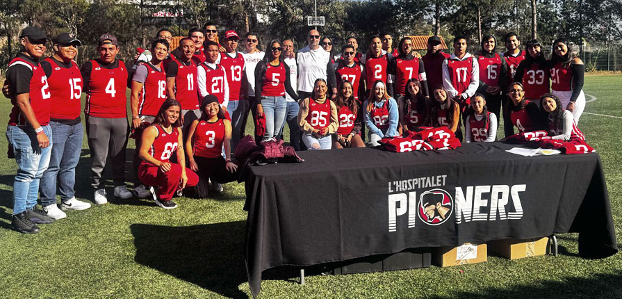 Club: Entrega de uniformes en Naucalpan